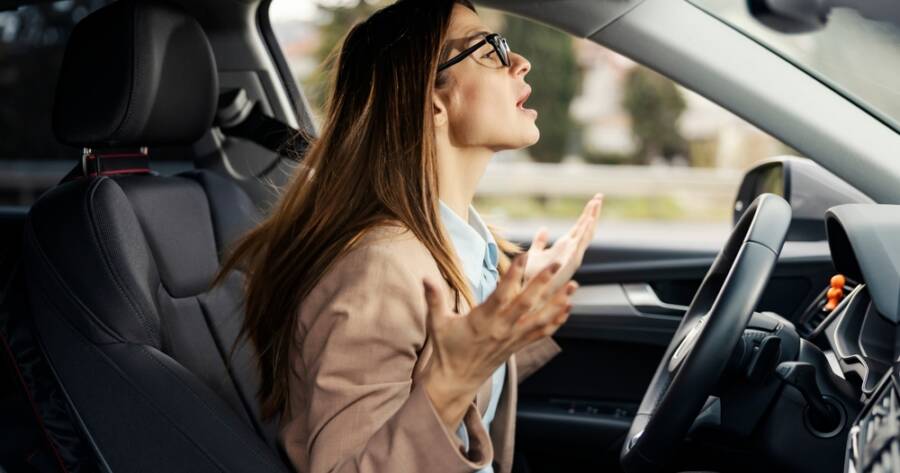 Managing Road Rage With Calm Driving Techniques